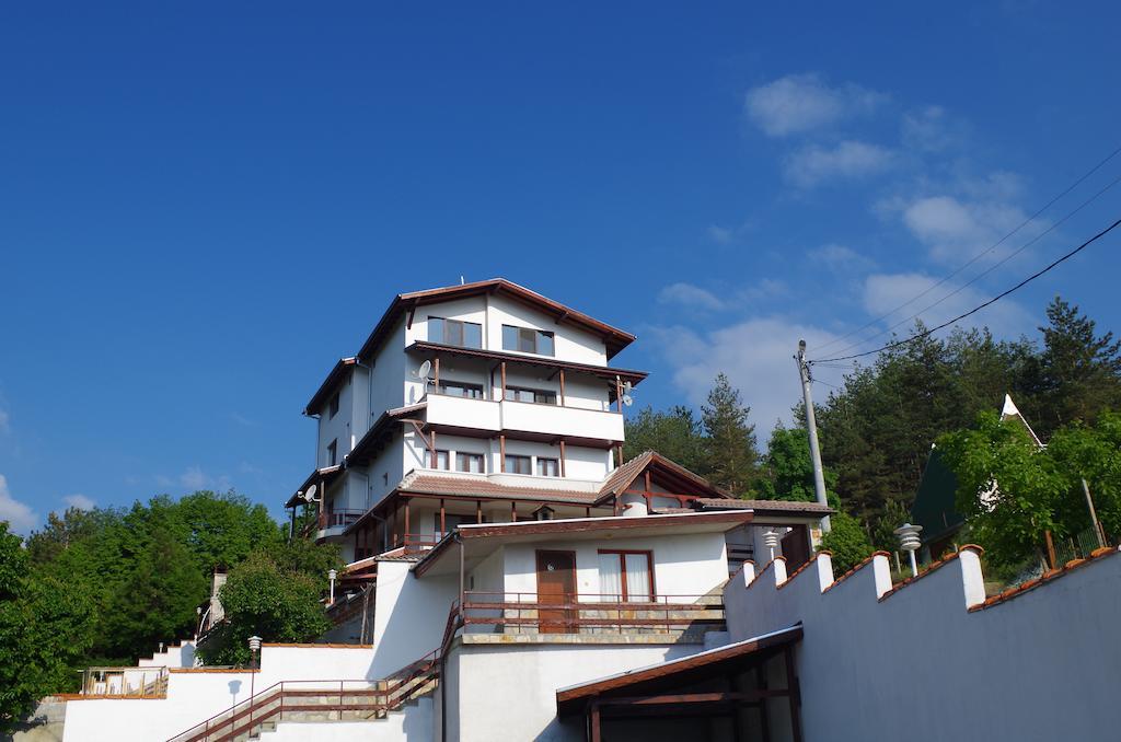 Family Hotel Diana Lyaskovo (Plovdiv) Exterior foto
